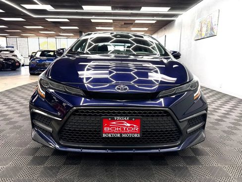 Used 2020 Toyota Corolla SE w/ SE Premium Package FWD image 4