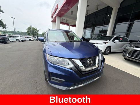 Used 2018 Nissan Rogue SV FWD image 4