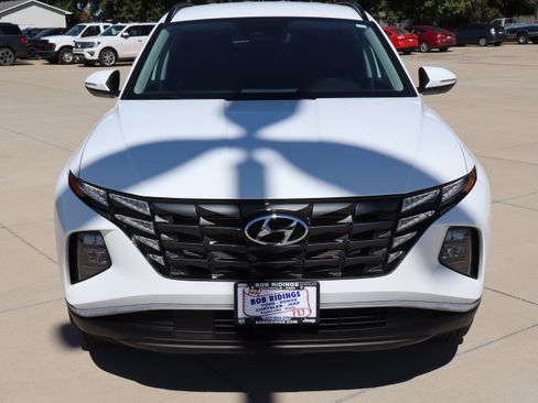 Used 2023 Hyundai Tucson SEL w/ Winter Package image 3
