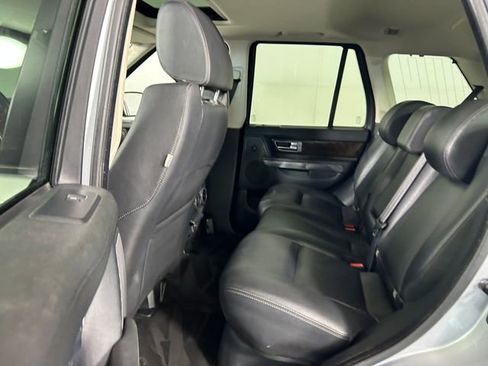 Used 2013 Land Rover Range Rover Sport HSE AWD/4WD image 26
