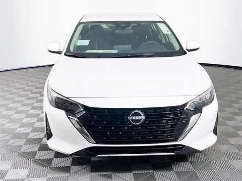 New 2025 Nissan Sentra SV image 3