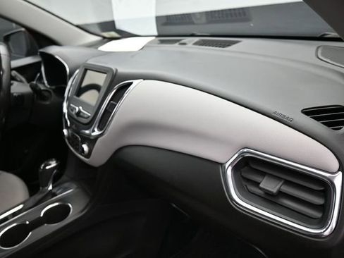 Used 2019 Chevrolet Equinox LT image 42