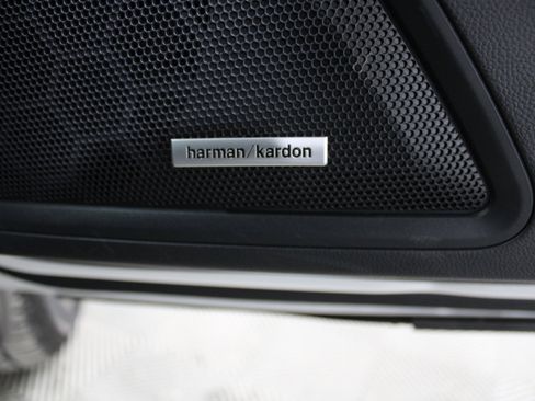 Used 2025 Subaru Outback Wilderness AWD/4WD image 25