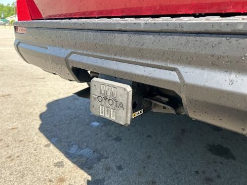 Certified 2025 Toyota 4Runner SR5 AWD/4WD image 16