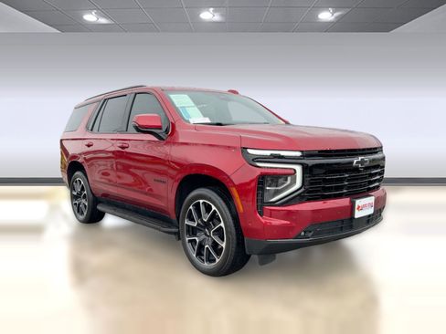 Used 2025 Chevrolet Tahoe RST w/ Comfort Package image 7