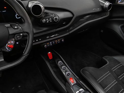 Certified 2021 Ferrari F8 Tributo RWD image 57