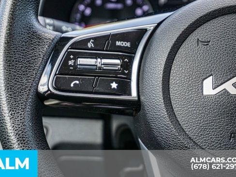 Used 2023 Kia Forte LXS image 28