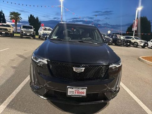 Used 2024 Cadillac XT6 Sport w/ LPO, ONYX Package AWD/4WD image 2