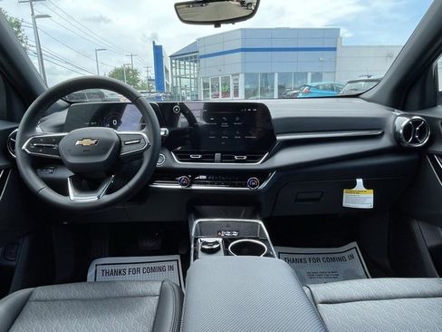 New 2026 Chevrolet Equinox LT w/ Convenience Package II image 30