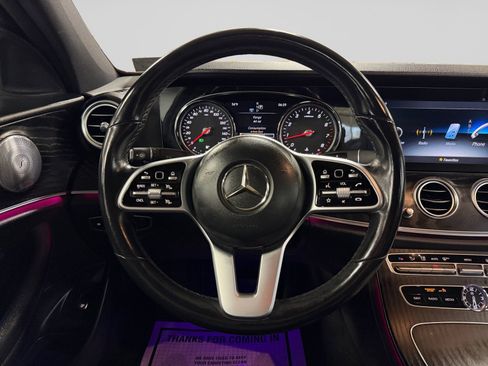 Used 2019 Mercedes-Benz E 300 4MATIC image 19