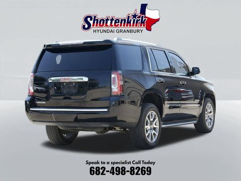 Used 2017 GMC Yukon Denali w/ Open Road Package RWD image 6