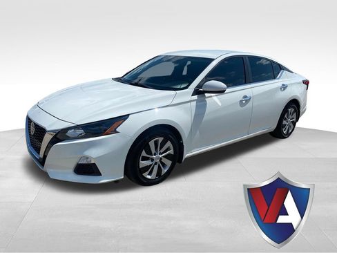 Used 2022 Nissan Altima 2.5 S FWD image 1