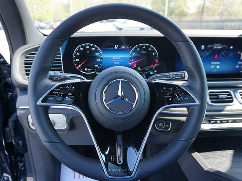 Certified 2025 Mercedes-Benz Maybach GLS 600 4MATIC image 25