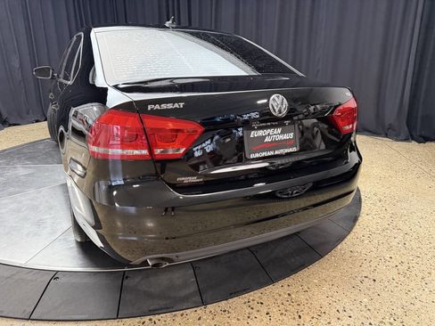 Used 2015 Volkswagen Passat 1.8T Limited Edition image 6
