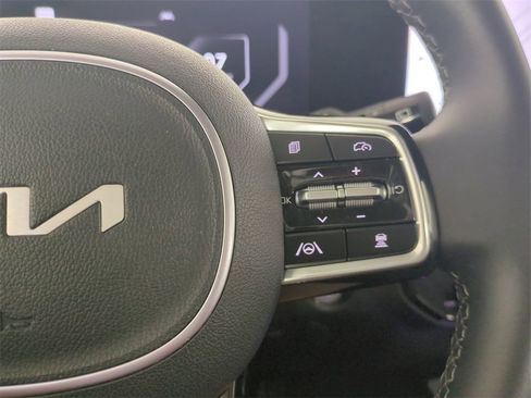 Used 2024 Kia Sorento SX image 34