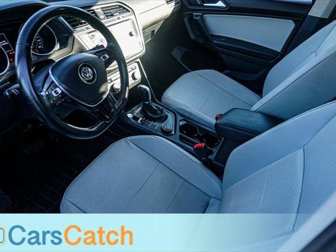 Used 2019 Volkswagen Tiguan SE image 14