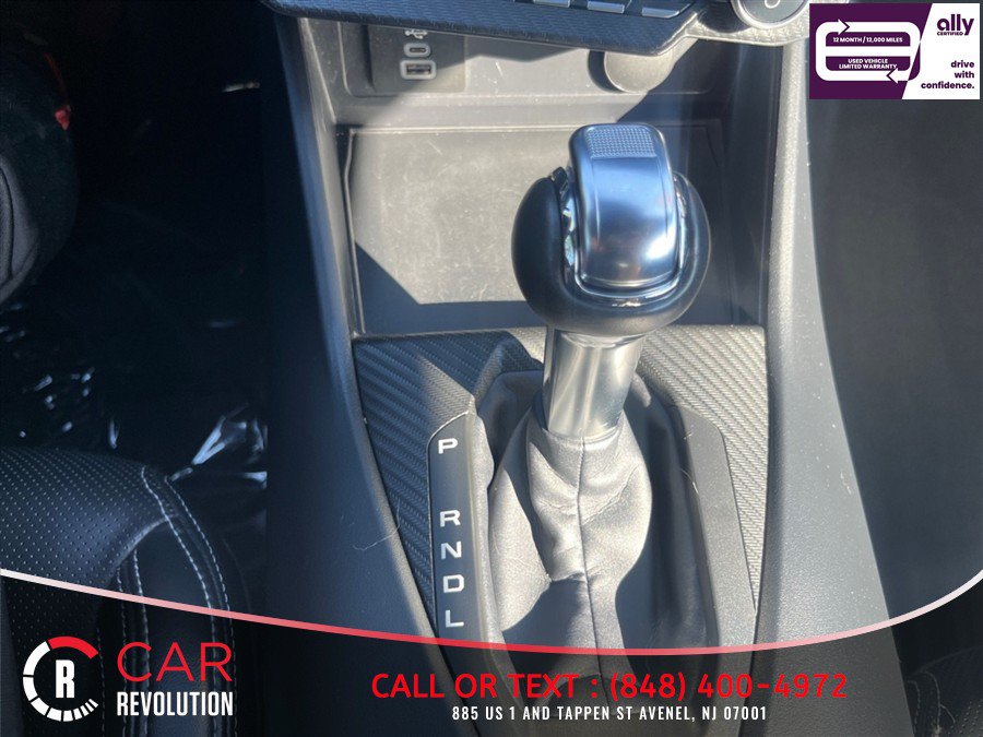 Used 2025 Ford Mustang Premium RWD image 26