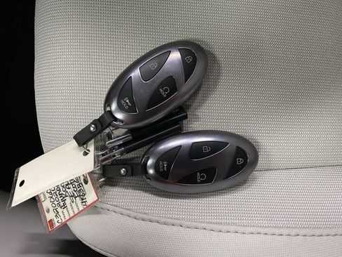 New 2026 Hyundai Kona SE image 24