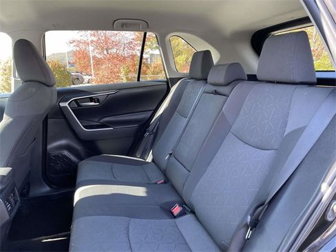 Used 2023 Toyota RAV4 XLE image 16
