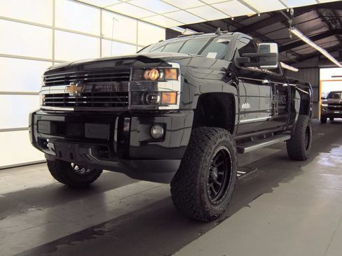 Used 2016 Chevrolet Silverado 2500 High Country w/ Duramax Plus Package AWD/4WD image 1