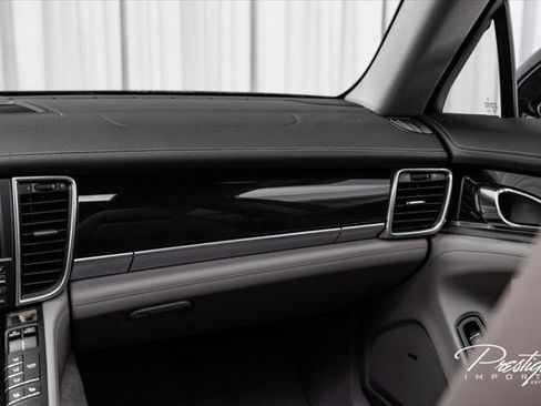 Used 2010 Porsche Panamera S image 34