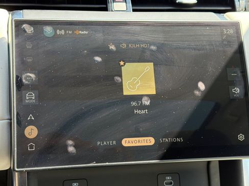 Certified 2025 Land Rover Discovery Sport S AWD/4WD image 20