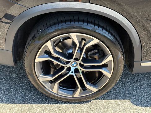 Used 2022 BMW X5 sDrive40i w/ Premium Package RWD image 17
