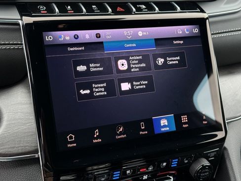 New 2025 Jeep Grand Cherokee Overland w/ Adv Protech Group III image 34