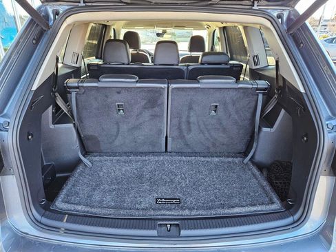 Used 2018 Volkswagen Atlas SE image 17