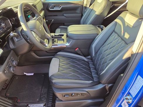 New 2025 Chevrolet Silverado 1500 RST image 6