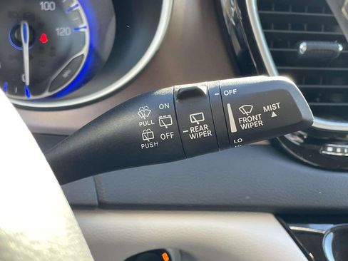 Used 2024 Chrysler Voyager LX image 13