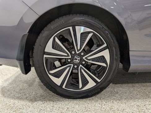 Used 2017 Honda Civic EX-T image 11