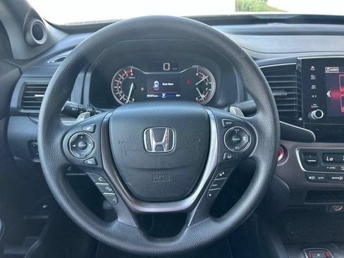 Certified 2023 Honda Ridgeline Sport image 9