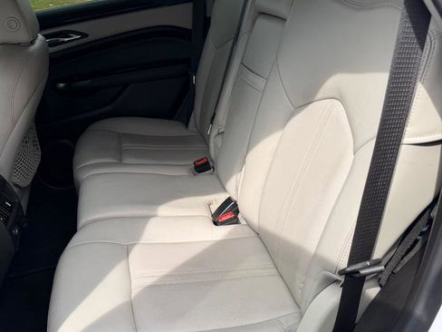 Used 2015 Cadillac SRX Luxury w/ Driver Awareness Package FWD image 6