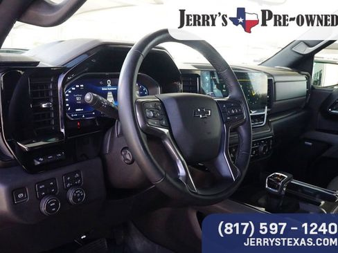 Used 2024 Chevrolet Silverado 1500 ZR2 w/ Technology Package AWD/4WD image 19