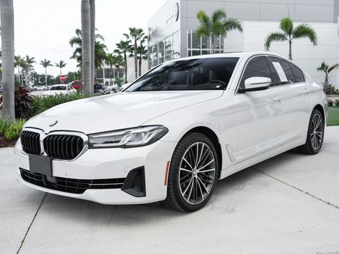 Used 2023 BMW 540i xDrive w/ Premium Package AWD/4WD image 5