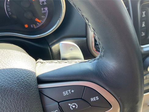 Used 2015 Jeep Grand Cherokee Laredo w/ Quick Order Package 23E image 34