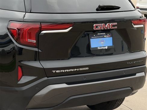 Certified 2025 GMC Terrain Elevation image 6