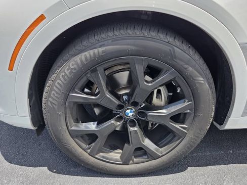 Used 2021 BMW X7 xDrive40i w/ Cold Weather Package AWD/4WD image 8