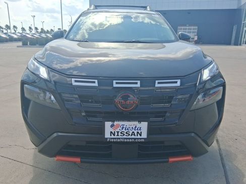 New 2026 Nissan Rogue SV AWD/4WD image 2