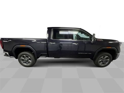 New 2025 GMC Sierra 2500 SLT w/ Max Trailering Package image 9