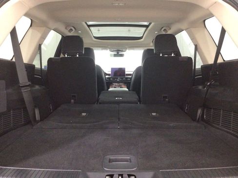 Used 2021 Lincoln Aviator Reserve w/ Elements Package Plus image 38