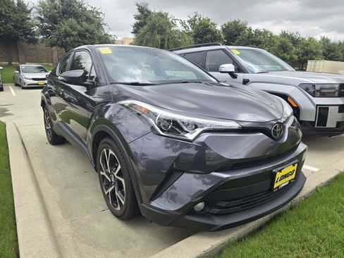Certified 2018 Toyota C-HR XLE FWD image 1