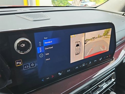 New 2026 Chevrolet Traverse Z71 w/ Enhanced Driving Package image 22