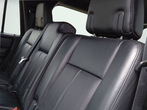 Used 2017 Ford Expedition EL XLT w/ Equipment Group 202A AWD/4WD image 43
