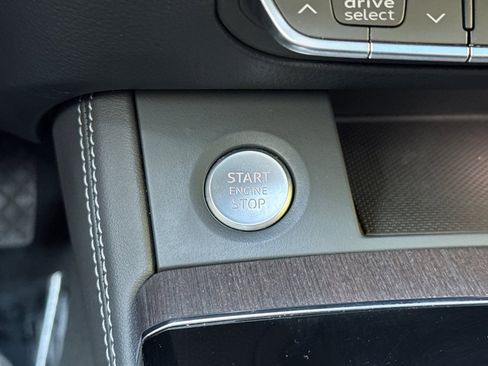 Used 2024 Audi Q5 e Premium Plus w/ Premium Plus Package image 21