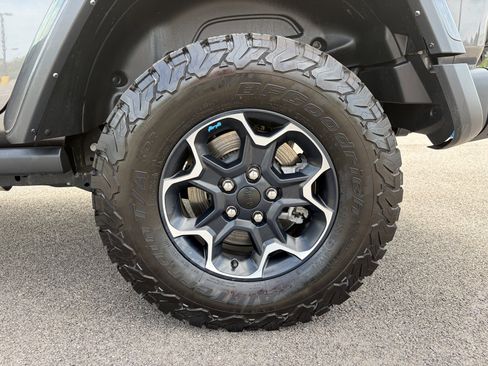 Used 2023 Jeep Wrangler Unlimited Rubicon 4xe w/ Steel Bumper Group AWD/4WD image 35