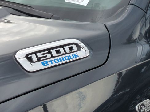 New 2026 RAM 1500 Limited w/ Body Color Bumper Group AWD/4WD image 24