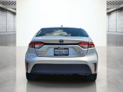 Used 2025 Toyota Corolla LE FWD image 7