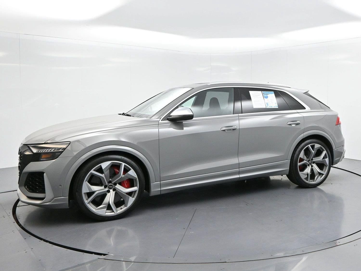 Used 2023 Audi RS Q8 w/ Executive Package AWD/4WD image 4